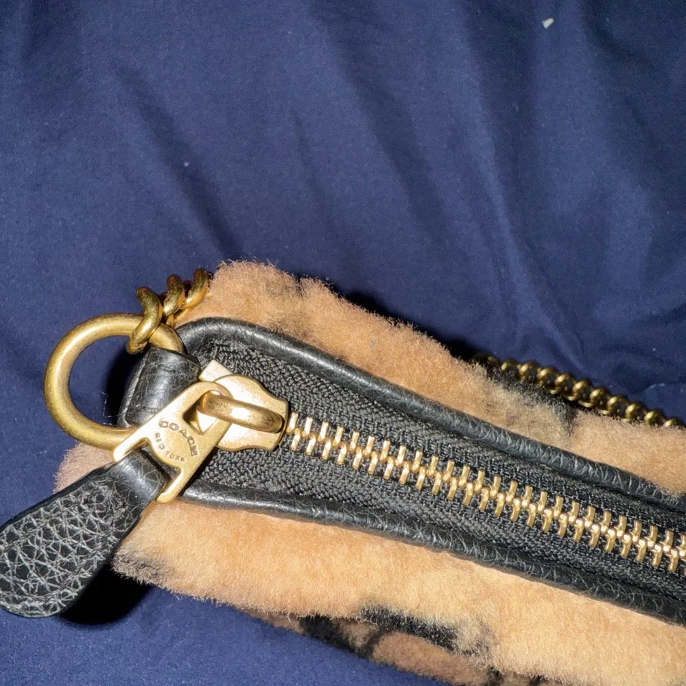 J Lo Coach special purse with Black and Brown fur Interior Bag - Picture 5 of 6